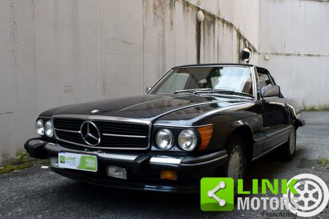 Image 1/10 of Mercedes-Benz 560 SL (1986)