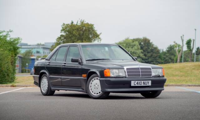 Image 1/27 of Mercedes-Benz 190 E 2.3-16 (1985)