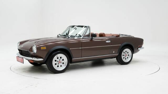 Afbeelding 1/15 van FIAT Spider 2000 Pininfarina 50th Anniversary Edition (1979)