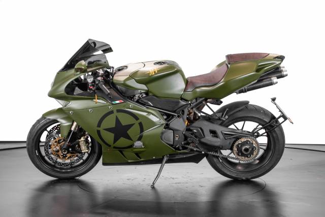 Image 1/25 of MV Agusta DUMMY (2006)
