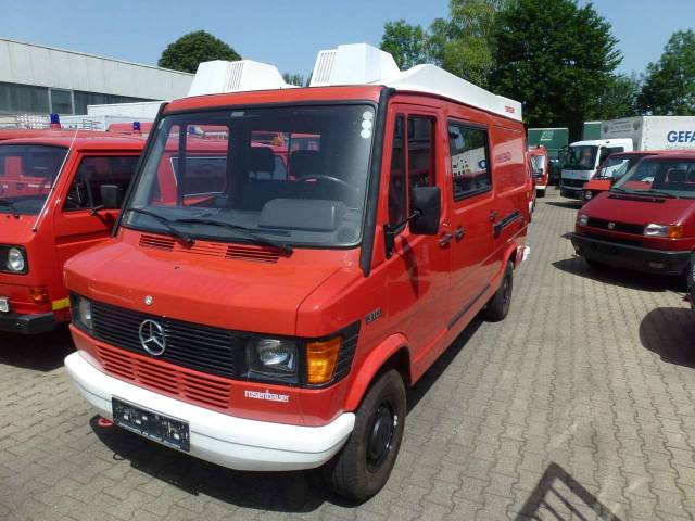 Image 1/15 of Mercedes-Benz T2 310 D (1991)