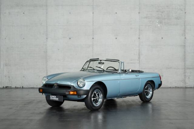 Image 1/50 of MG MGB (1976)
