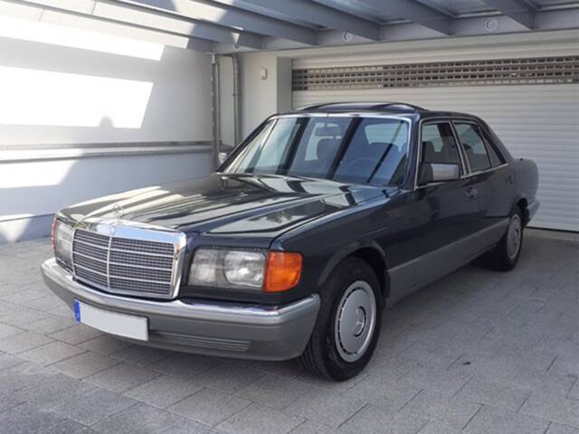 Image 1/39 of Mercedes-Benz 260 SE (1988)