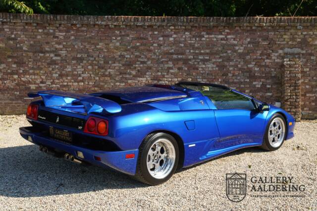 Bild 1/50 von Lamborghini Diablo VT Roadster (1996)