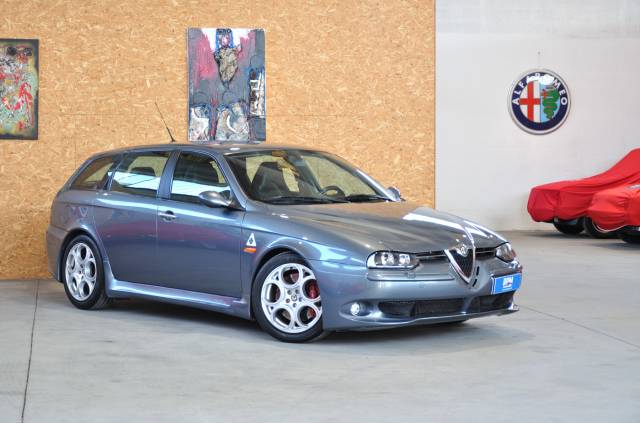 Afbeelding 1/50 van Alfa Romeo 156 3.2 V6 GTA Sportwagon (2004)