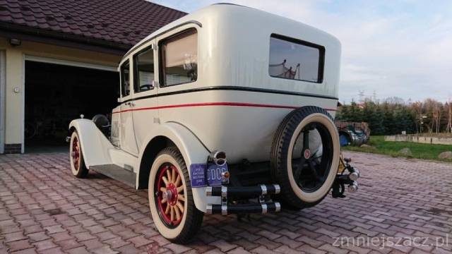 Image 1/5 of Willys-Knight 70A (1928)