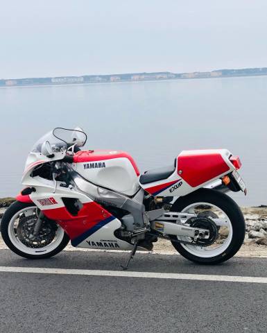 Bild 1/5 von Yamaha DUMMY (1991)