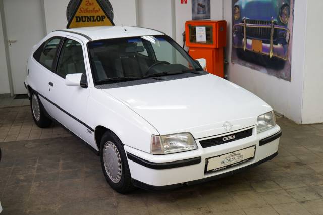 Bild 1/20 von Opel Kadett 2,0i GSi (1986)