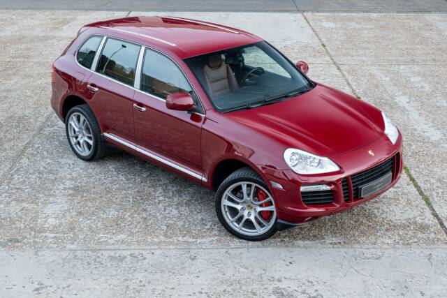 Image 1/45 of Porsche Cayenne Turbo (2009)