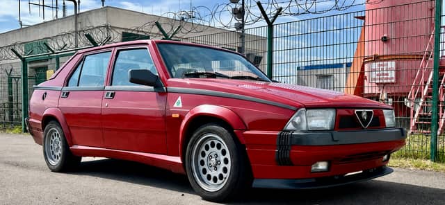 Image 1/30 of Alfa Romeo 75 3.0 V6 QV (1991)