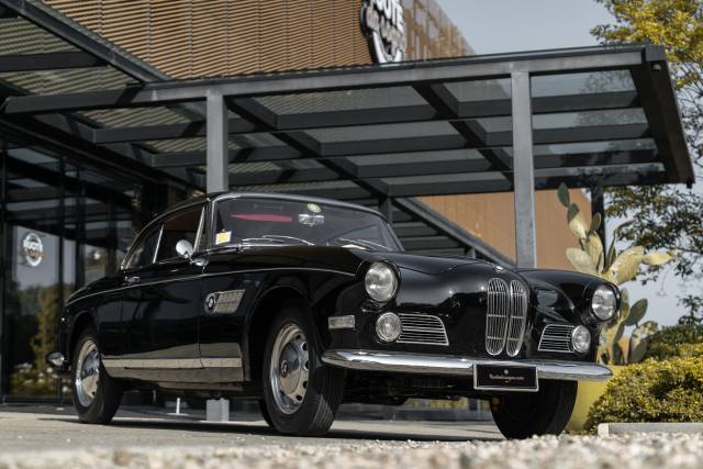 Image 1/45 of BMW 503 (1956)
