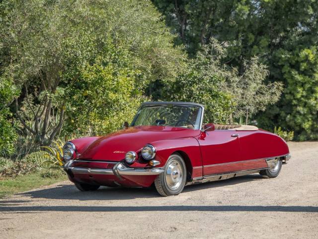 Immagine 1/47 di Citroën DS 19 (1964)