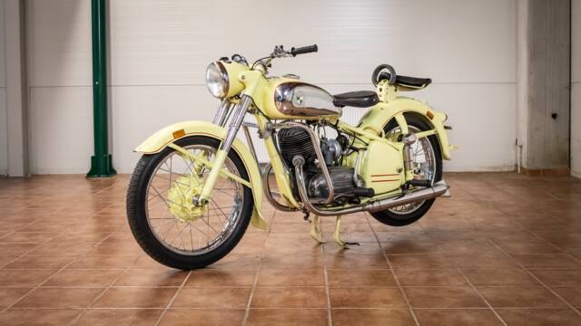 Image 1/13 de Puch 250 TF (1950)