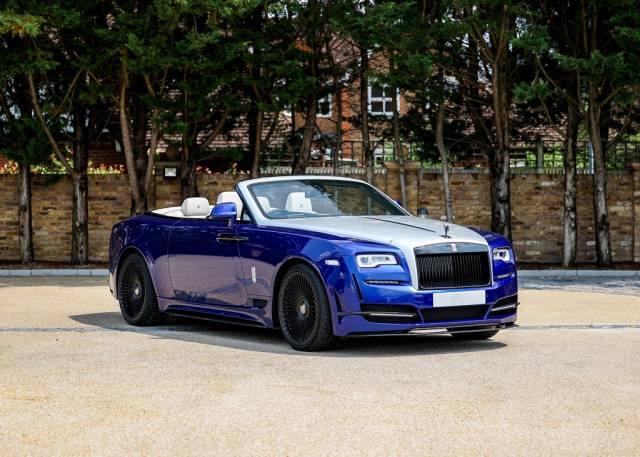 Image 1/1 de Rolls-Royce Dawn Black Badge (2019)