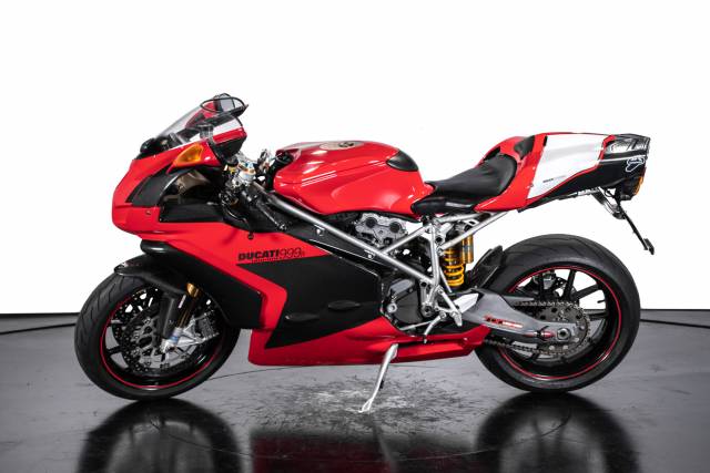 Bild 1/24 von Ducati DUMMY (2003)