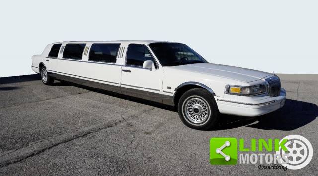 Bild 1/20 von Lincoln Town Car (1996)