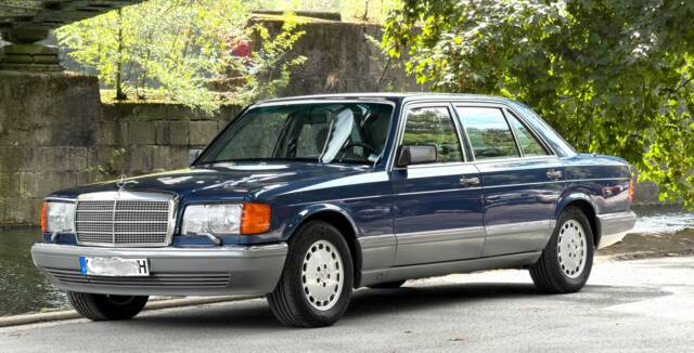Image 1/20 of Mercedes-Benz 560 SEL (1988)