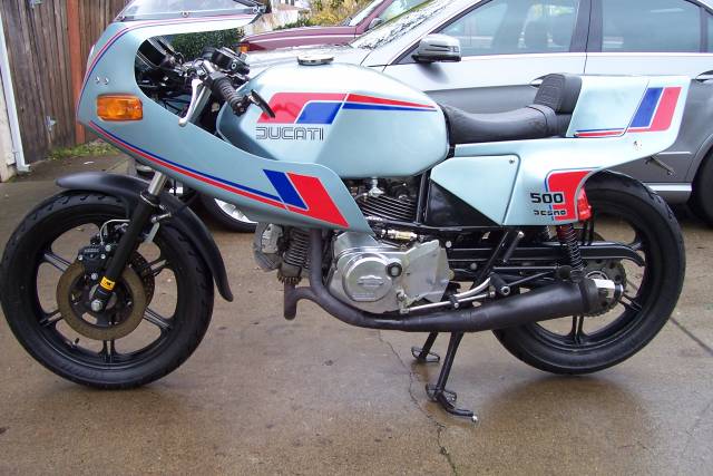 Bild 1/9 von Ducati DUMMY (1981)