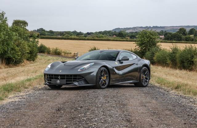 Imagen 1/18 de Ferrari F12berlinetta (2014)
