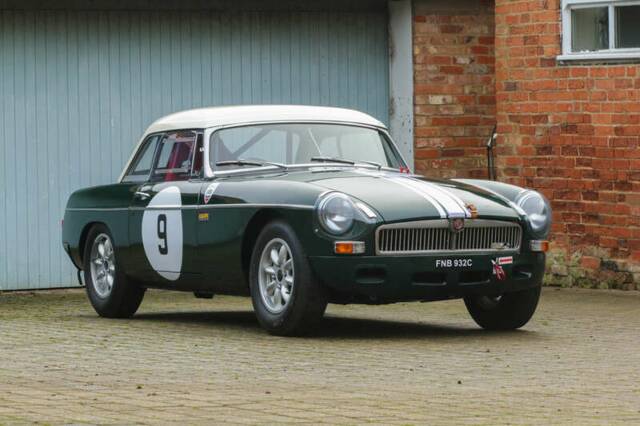 Image 1/50 of MG MGB GT (1965)