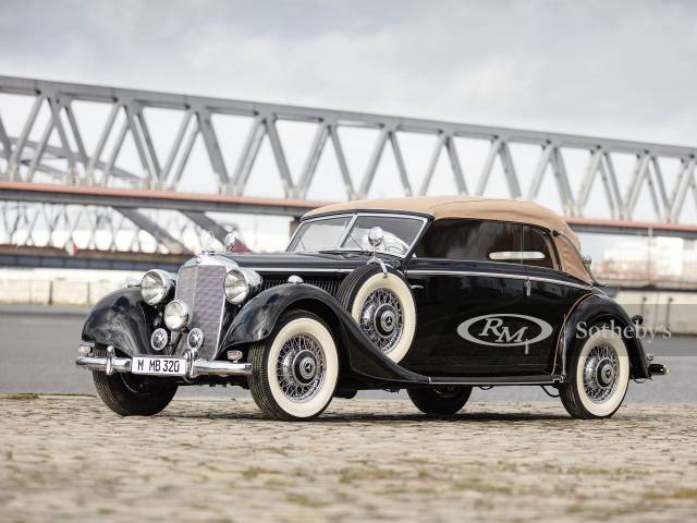Immagine 1/38 di Mercedes-Benz 320 Cabriolet B (1938)