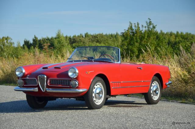 Image 1/24 de Alfa Romeo 2000 Spider (1960)