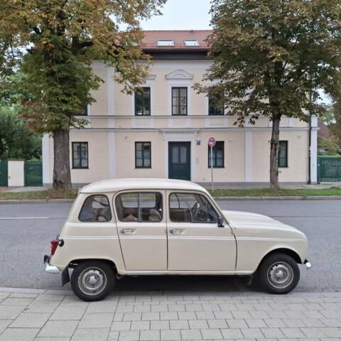 Image 1/15 of Renault R 4 TL (1981)
