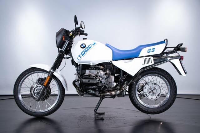 Bild 1/50 von BMW DUMMY (1988)
