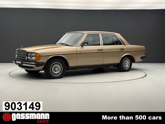 Image 1/15 of Mercedes-Benz 200 (1982)