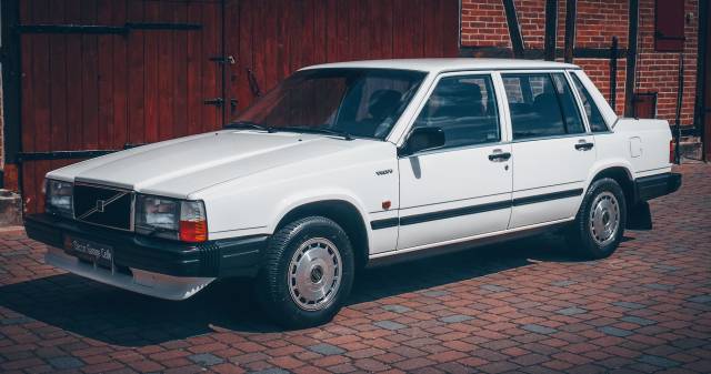 Bild 1/20 von Volvo 740 (1986)