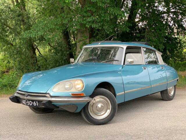 Imagen 1/7 de Citroën DS 20 Pallas (1972)