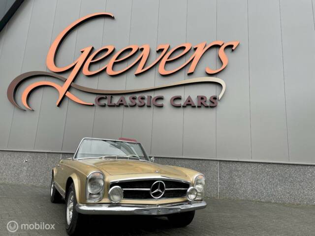 Imagen 1/12 de Mercedes-Benz 230 SL (1963)