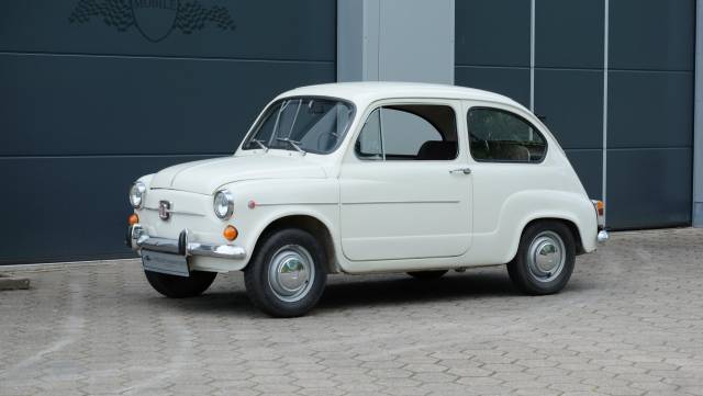 Immagine 1/12 di SEAT 600 D (1971)