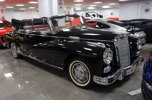 Image 1/9 of Mercedes-Benz 300 d Cabriolet D (1960)