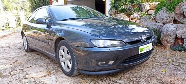 Immagine 1/9 di Peugeot 406 Coupé 3.0 V6 (1999)
