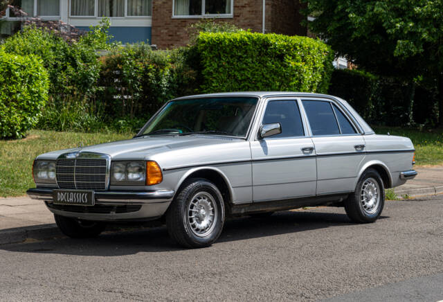 Imagen 1/25 de Mercedes-Benz 280 E (1981)