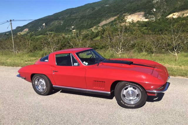 Image 1/31 of Chevrolet Corvette Sting Ray (1967)