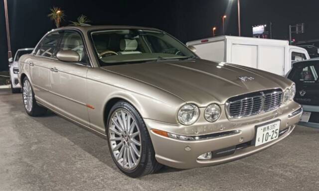 Imagen 1/25 de Jaguar XJ 8 4.2 (2003)