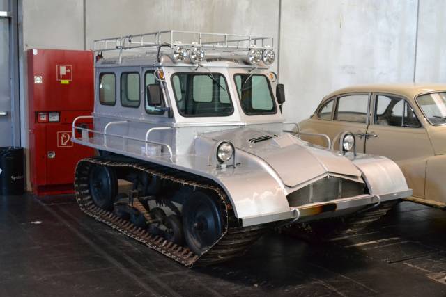 Image 1/7 of Aktiv Fisher Snow-Trac ST4 (1964)