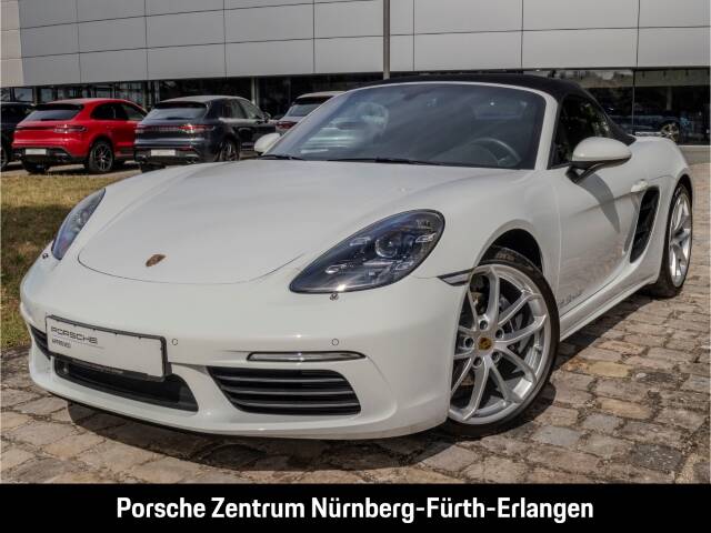 Image 1/41 of Porsche 718 Boxster (2024)