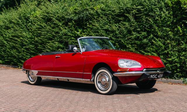 Image 1/50 de Citroën DS 21 (1969)