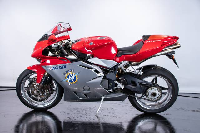 Image 1/50 of MV Agusta DUMMY (2005)