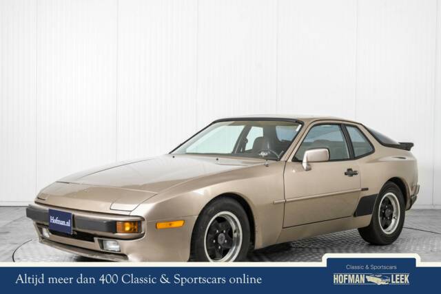 Image 1/50 of Porsche 944 (1983)