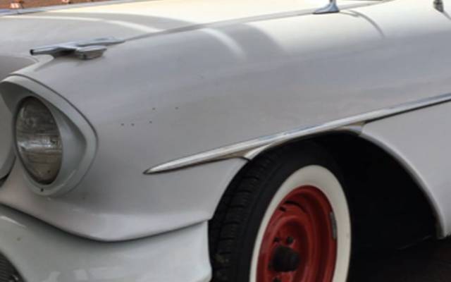 Bild 1/17 von Oldsmobile 98 Starfire (1957)