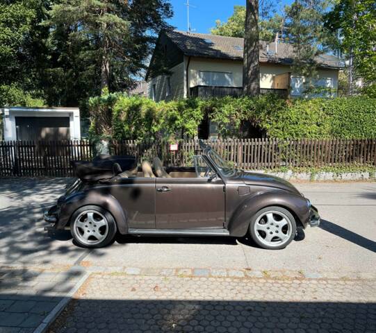 Image 1/21 of Volkswagen Beetle 1303 LS (1976)