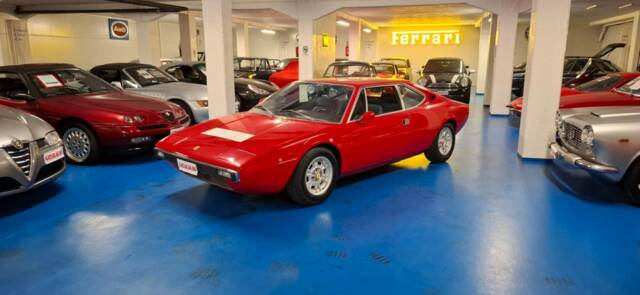 Image 1/45 de Ferrari Dino 208 GT4 (1976)