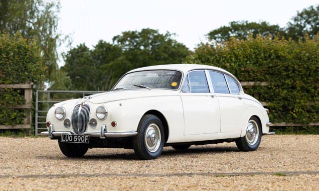 Bild 1/50 von Jaguar Mk II 2.4 (1967)