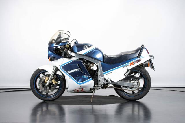 Immagine 1/47 di Suzuki GSX-R 1100 (1987)