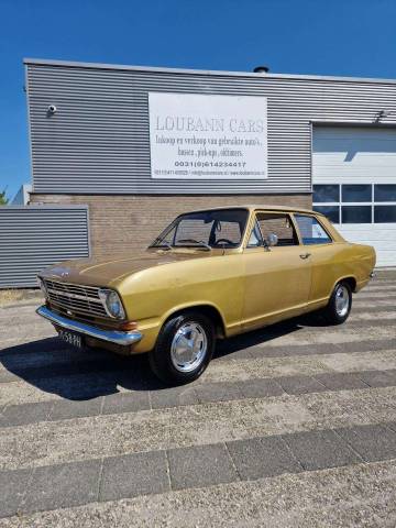 Bild 1/18 von Opel Kadett 1,2 S (1970)