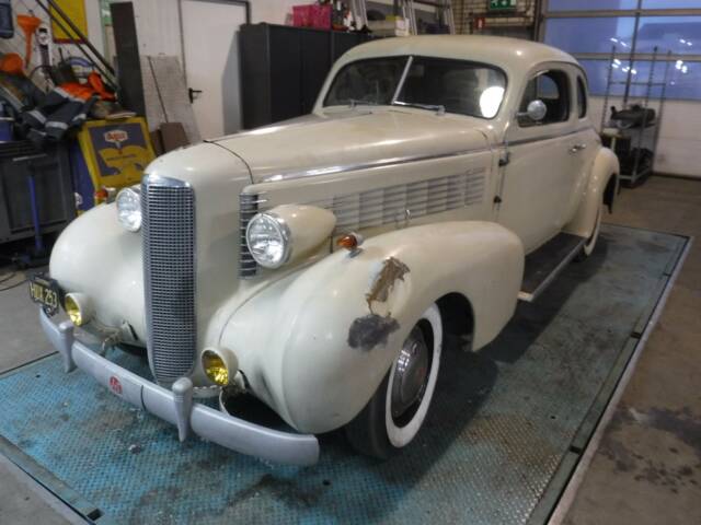 Image 1/43 of LaSalle Series 50/52 (1937)